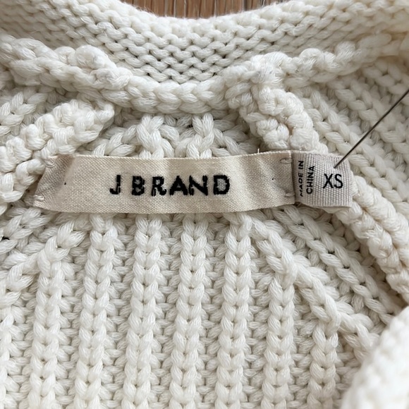 J BRAND Soft Cream Ivory Rolled Collar Raglan Cropped Knit Sweater - XS - Picture 6 of 11